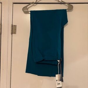 FIGS scrub bottoms size small - NEW WITH TAGS